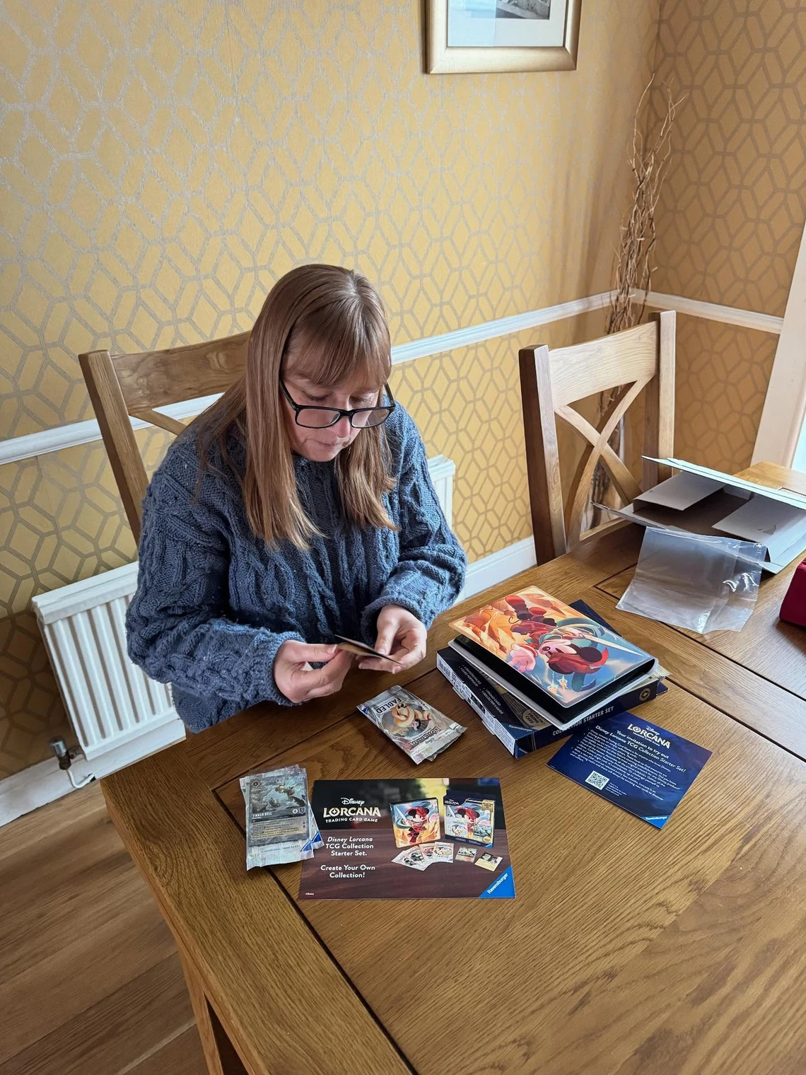 Come Round  <em>Disney Lorcana</em> TCG Collection Starter Set
